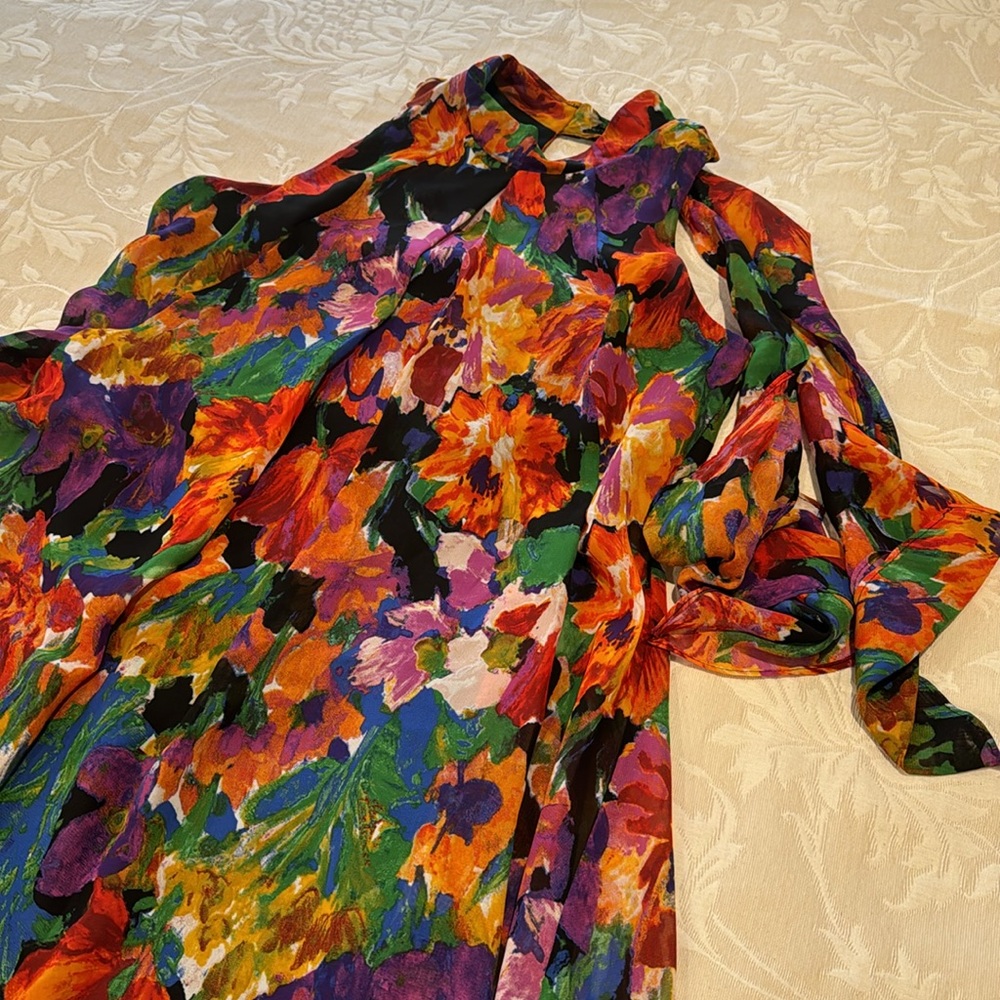 NWOT Floral sleeveless dress - Picture 9 of 9